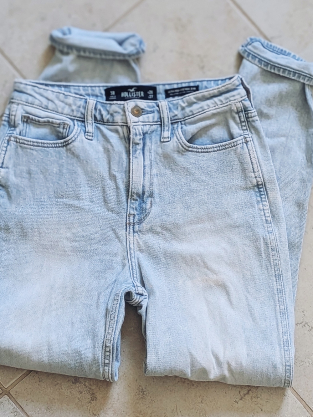 Hollister Vintage Light Ultra Wash High-Rise Women’s Jeans - Pale Blue